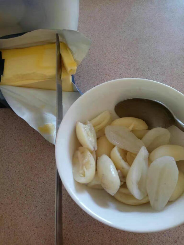 Boiled Nuts with Butter